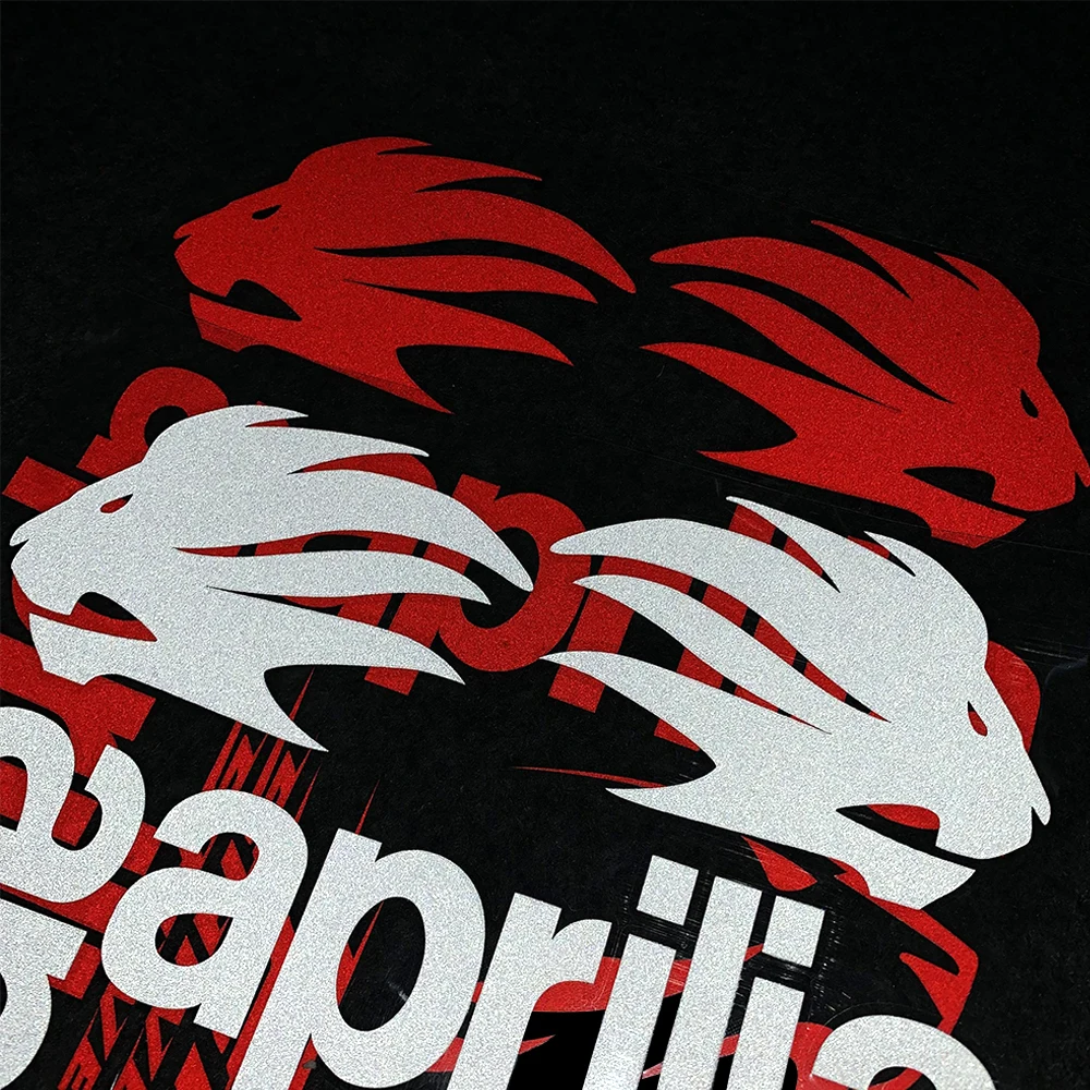 Рисунок 4 - Светоотражающая наклейка для гоночного мотоцикла