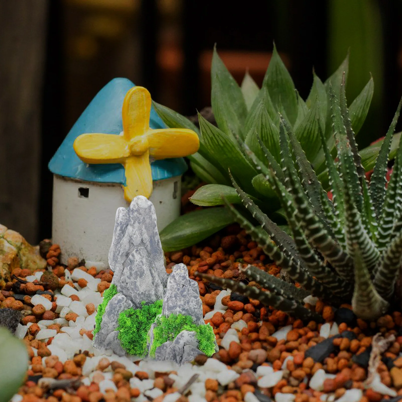 

6pcs Micro Landscape Rockery Resin Figurines Artificial Bonsai Miniature Fish Tank Shrimp Accessories Gardening Ornaments Fake