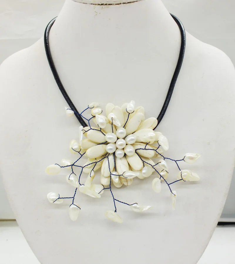 

NO-270# Like, you buy it ! ! Last necklace shell.pearl flower necklace 18"