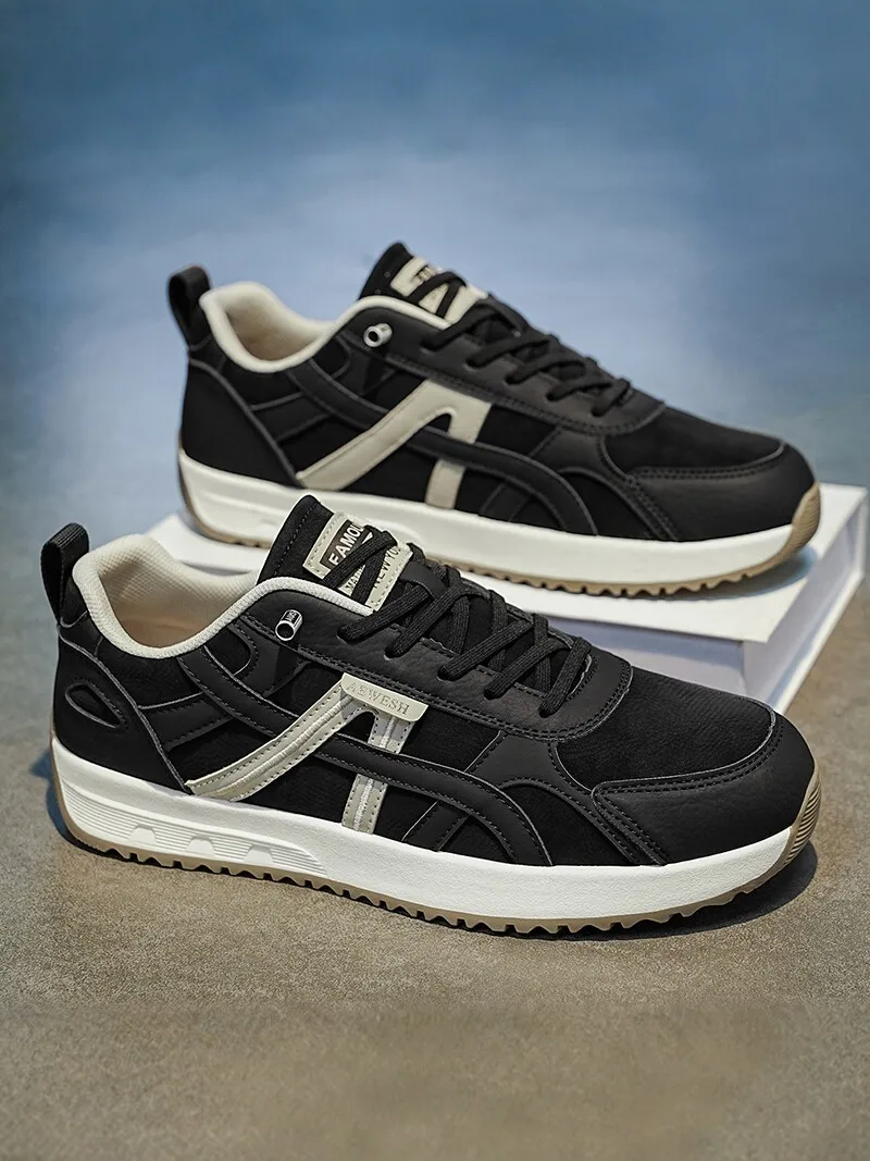 Men's Casual Running Shoes Lightweight Soft Bottom Fashionable Sporty Slip-On Sneakers for Spring Autumn Season