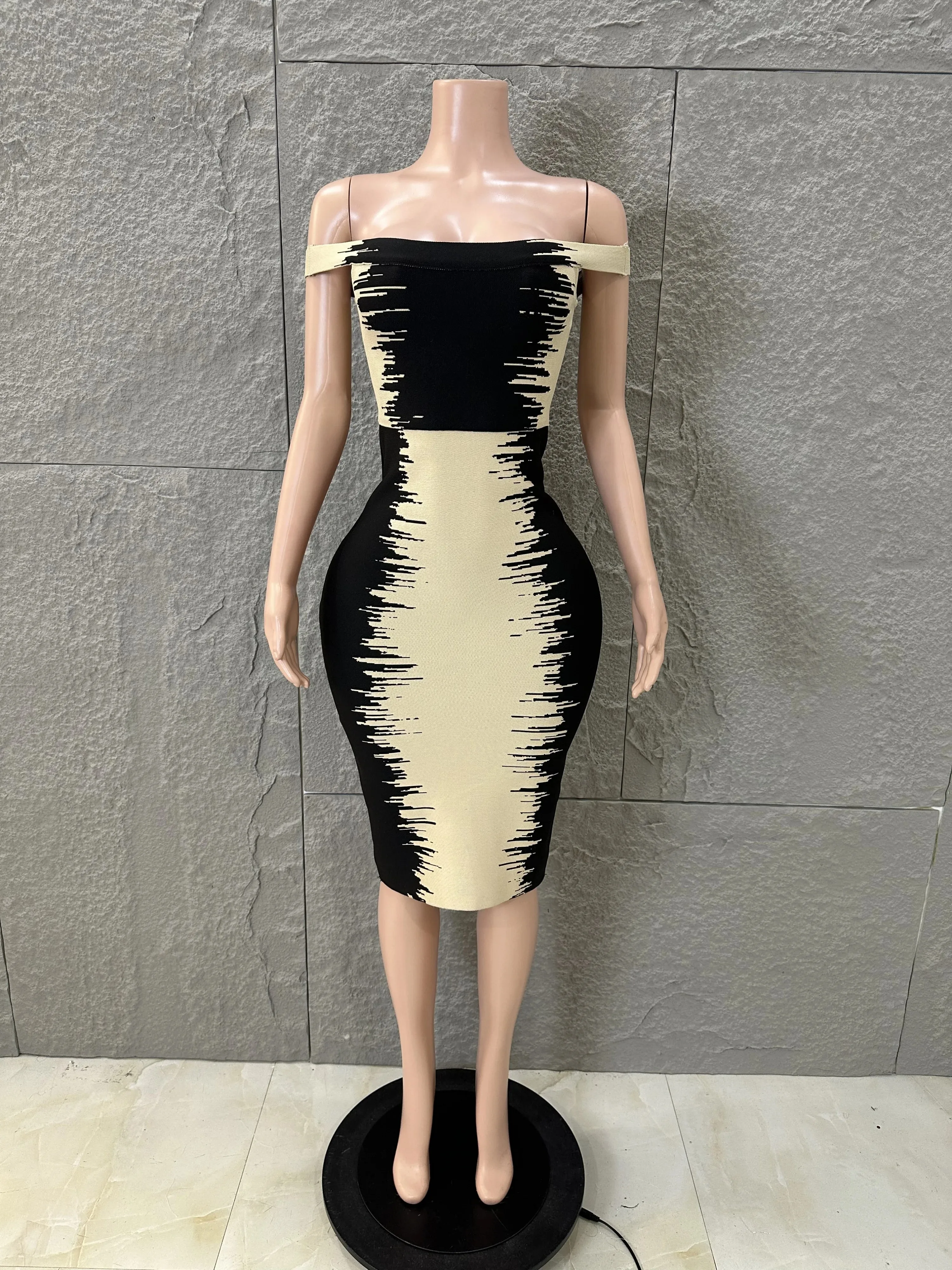 2026 Summer New Color Block Sexy Off-Shoulder Tight-Fitting Bodycon Midi Party Dress for Women