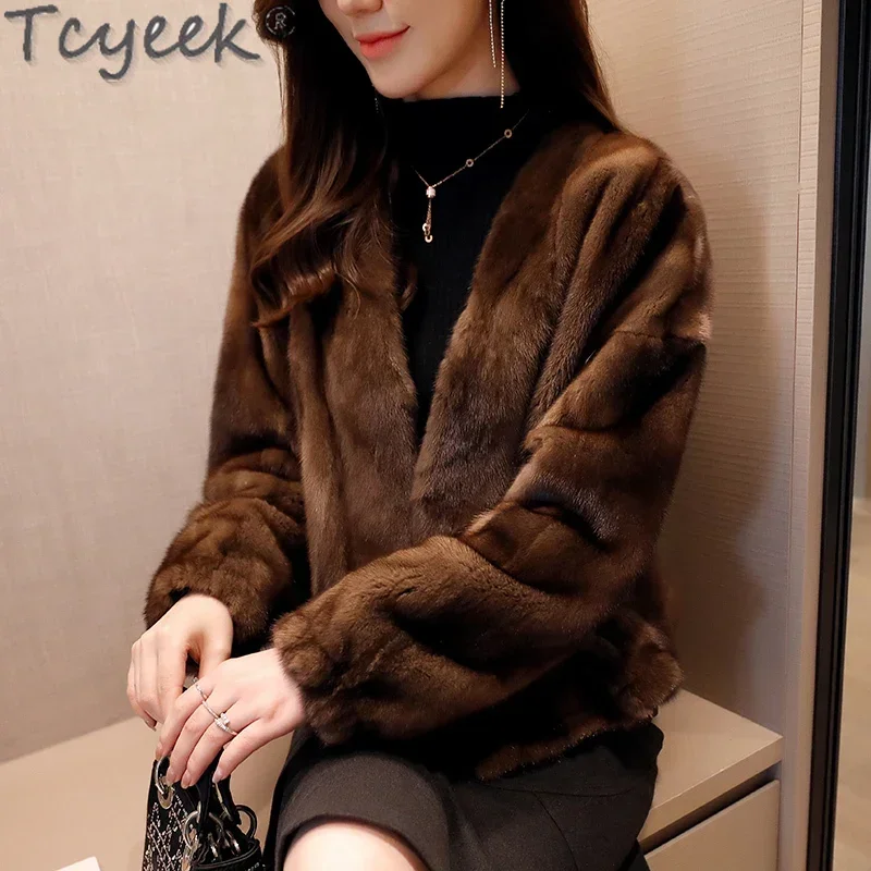 Tcyeek Natural Mink Fur Coat Short High-end Real Fur Jackets Woman Clothing Real Mink Fur V-neck Coats Winter Women's Jacket