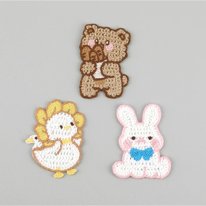 10 Pcs Cartoon Little Rabbit Bear Love Cloth Sticker Phone Case Decoration Cloth Bag Chest Pin Children\'s Clothing Accessories