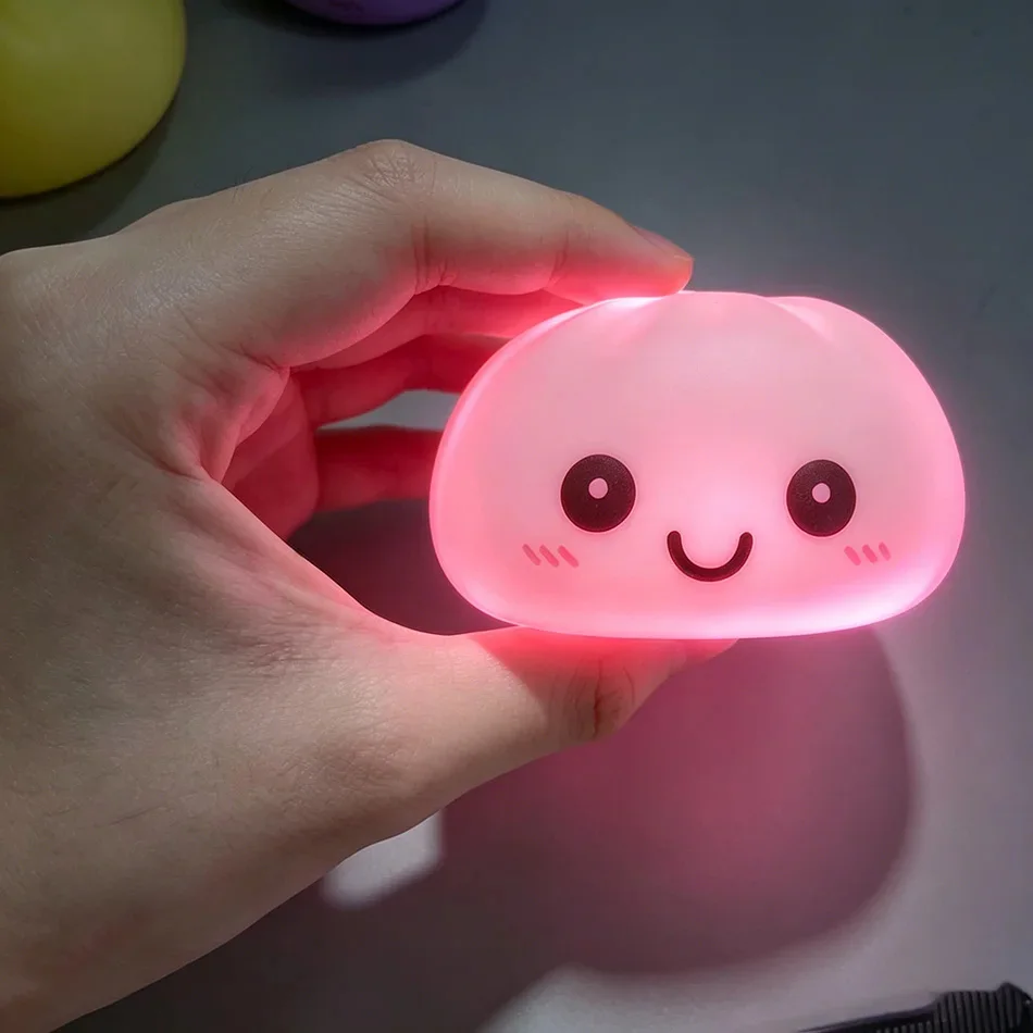 Ästhetisches LED-Nachtlicht in Brötchenform, weiches Silikon-Squishy-Spielzeug, leuchtende Lebensmittel-Dekoration, sensorischer Stresskiller, süßes Geschenk für Kinder & Erwachsene