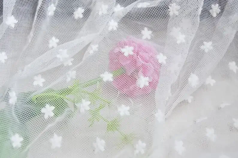 Tessuto di pizzo ricamato con stella avorio Abito in pizzo ricamato con filo di cotone morbido, abito da ragazza di fiori, abito da ballo o tende 1 metro