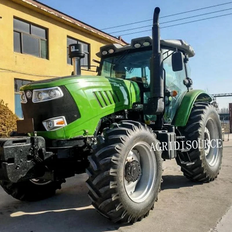 China-Made：multifunctional compact greenhouse farm tractor small farm 4x4  260hp mini farm tractor