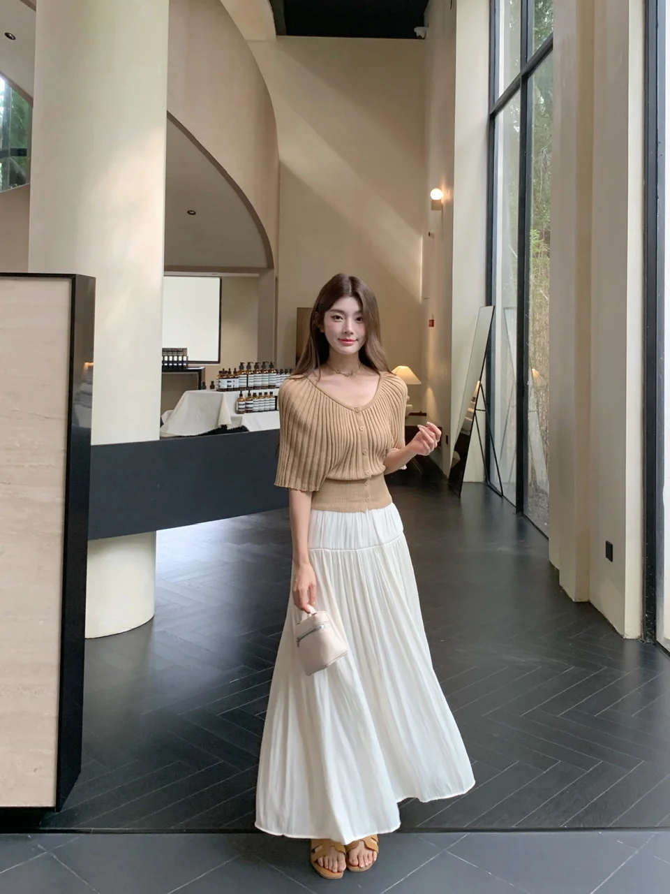 

Fashionable Short Sleeve Knitted Top And High Waist Skirt Two Piece Set for Women Summer Commute Style Versatile Ensemble