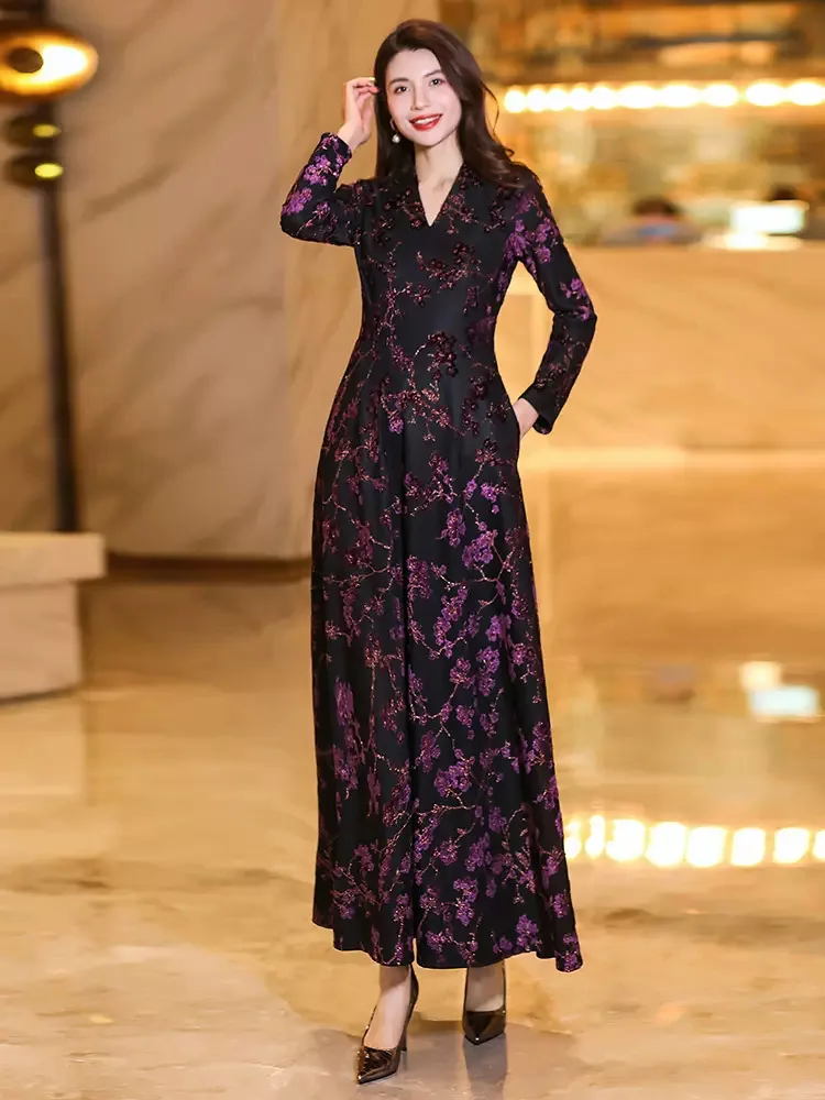 New Women Autumn Winter Plus Velvet Thick Overlength Dress Fashion Jacquard Bright Silk Small V-Neck Long Sleeve Slim Dress