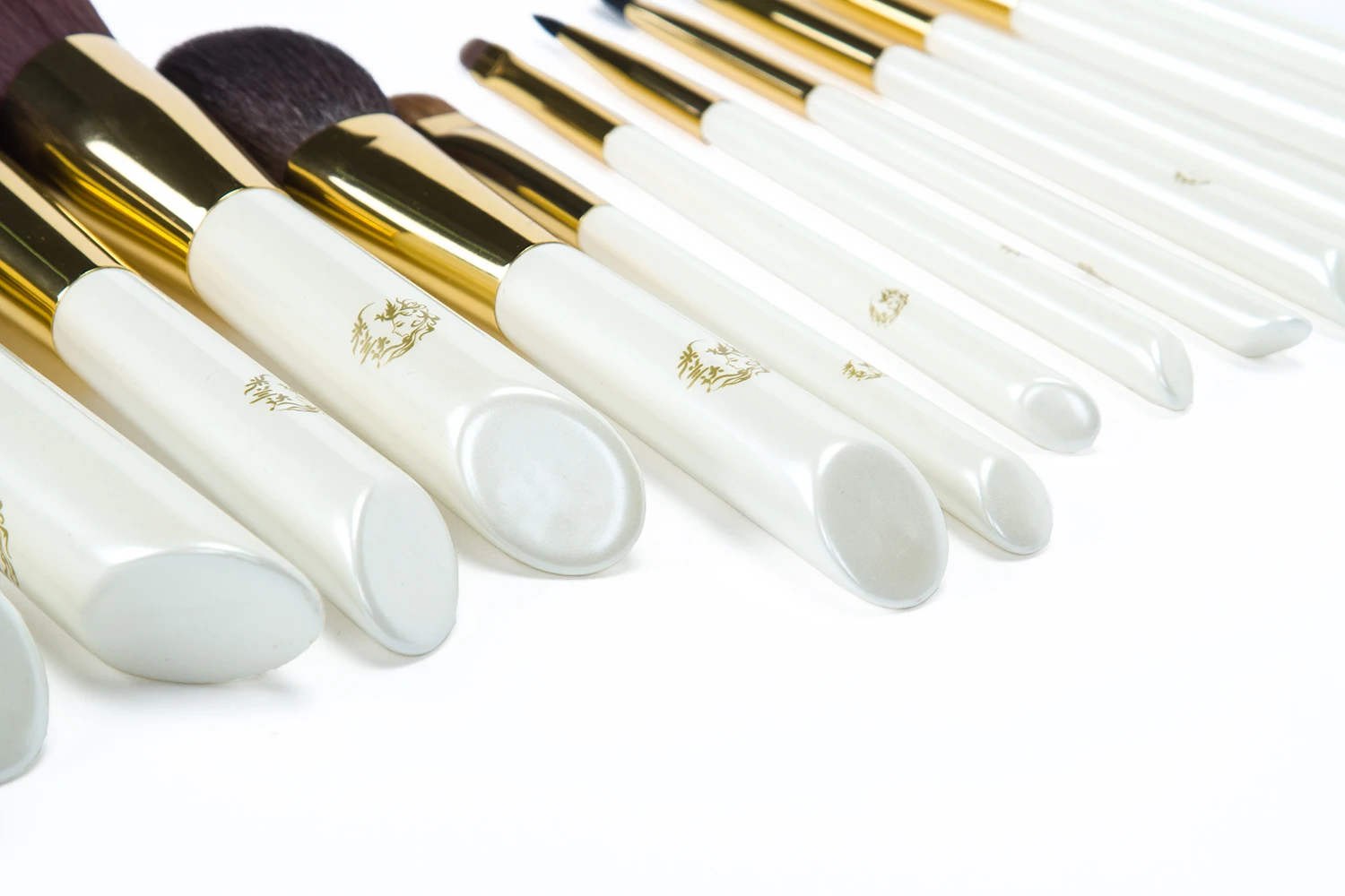 Juego de brochas de maquillaje, 10 piezas de base, brocha de maquillaje en polvo, colorete, corrector, sombra de ojos, brocha de maquillaje para cejas