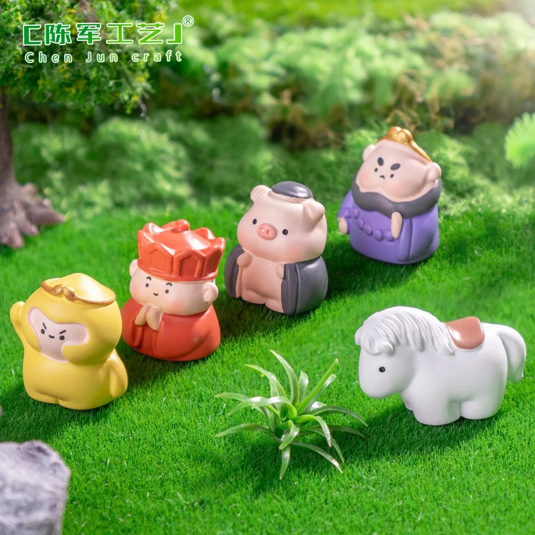 

5pcs Cute and chubby "Journey to the West" Sun Wukong figurine, DIY decorative accessory, car and desktop small ornament