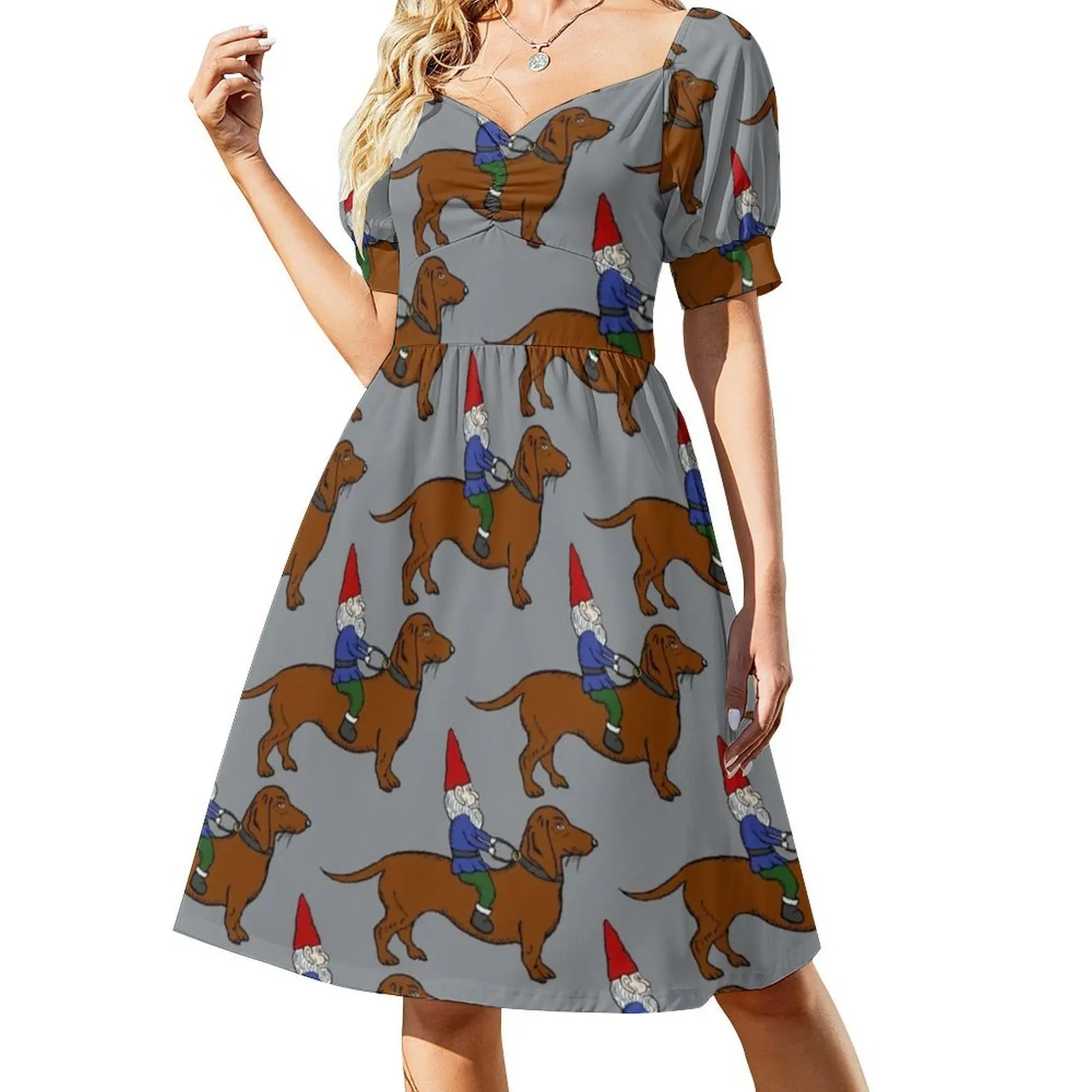 فستان Gnome Riding A Dachshund بنمط رمادي خلفية على طراز Preppy فستان قصير للنساء على شكل حرف a فضفاض مناسب فستان يوم غير رسمي لـ Doxie #2