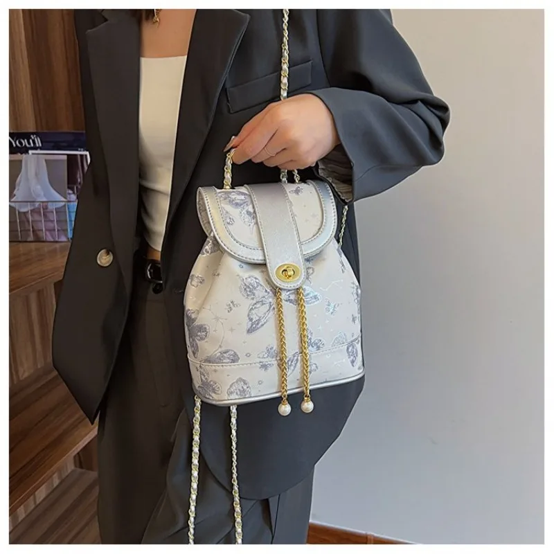 حقيبة عمل بسيطة للمكتب والتنقل والمناسبات التجارية للسيدات، حقيبة كروس رائعة وأنيقة ومتعددة الاستخدامات وعملية