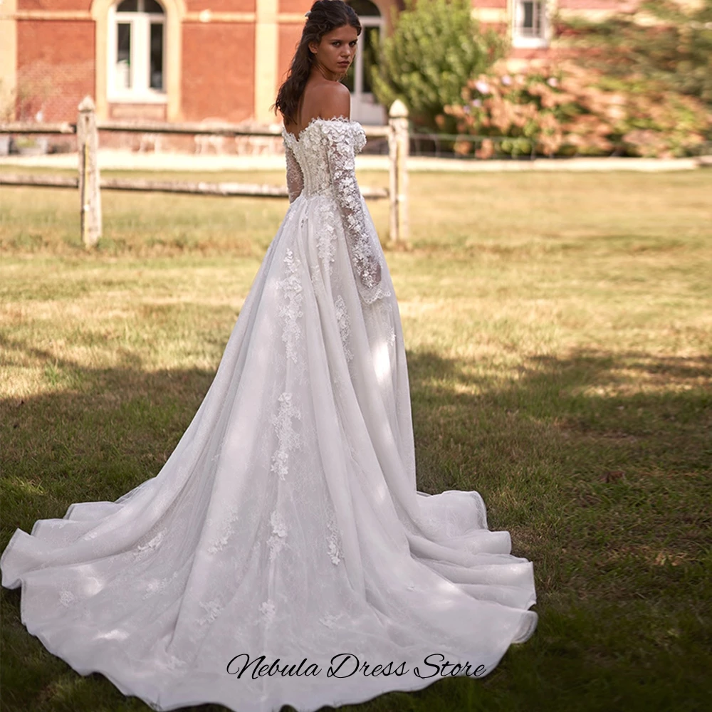 Exquisite Handmade Flowers Bridal Gowns Customized Boat Neck Long Sleeves Wedding Dress Modern Organza Side Slit Robe de mariée