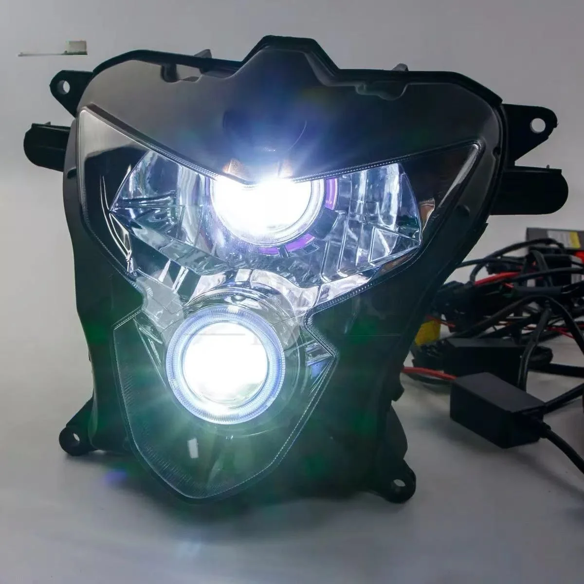 

Suitable for Suzuki GSXR600 GSXR750 2004-2005 K4 Angel Front Headlight Assembly LED Light