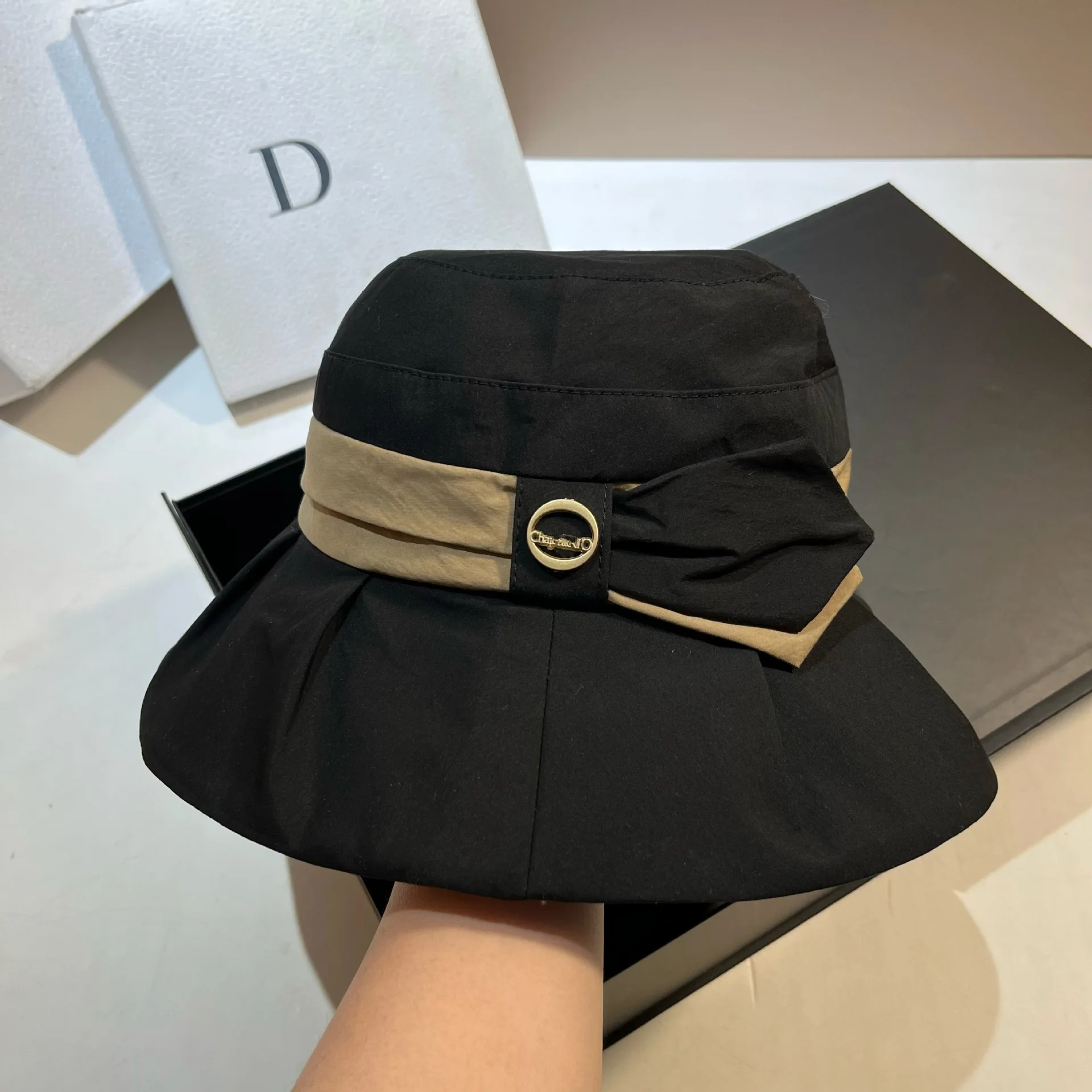 

Casual Fisherman Hat - Stylish Designed Tech Fabric Bucket Hat with Age-Defying Bow Detail, Fashion Headwear