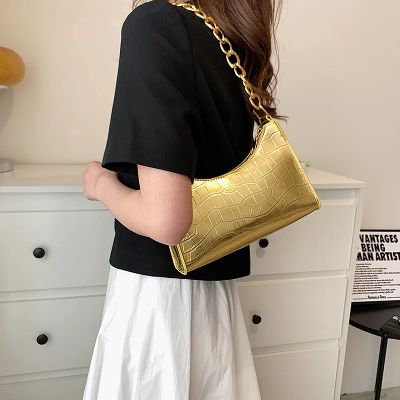 Luxurious Gold Hobo Bag For Women Leather Hobos Retro Chain Crossbody Bag Small Phone Bag Design Clutch Bag Female Bolsa