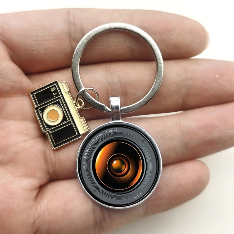 Enamel Camera Key Chain Camera Pendant with SLR Lens Photographer SLR Enthusiast Keychain Gift Between Friends