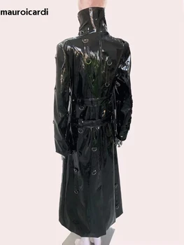 Mauroicardi outono longo vermelho brilhante reflexivo patente casaco de couro do plutônio feminino cintos duplos designer luxo y2k estilo punk roupas