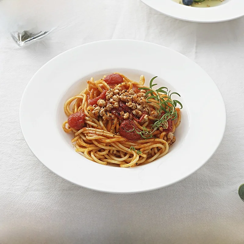 

Deep Dish Pasta Plate Deep Dish Soup Plate Western Style Dinner Plate Flying Saucer Shape Nordic Style Ceramic Adult Dinnerware