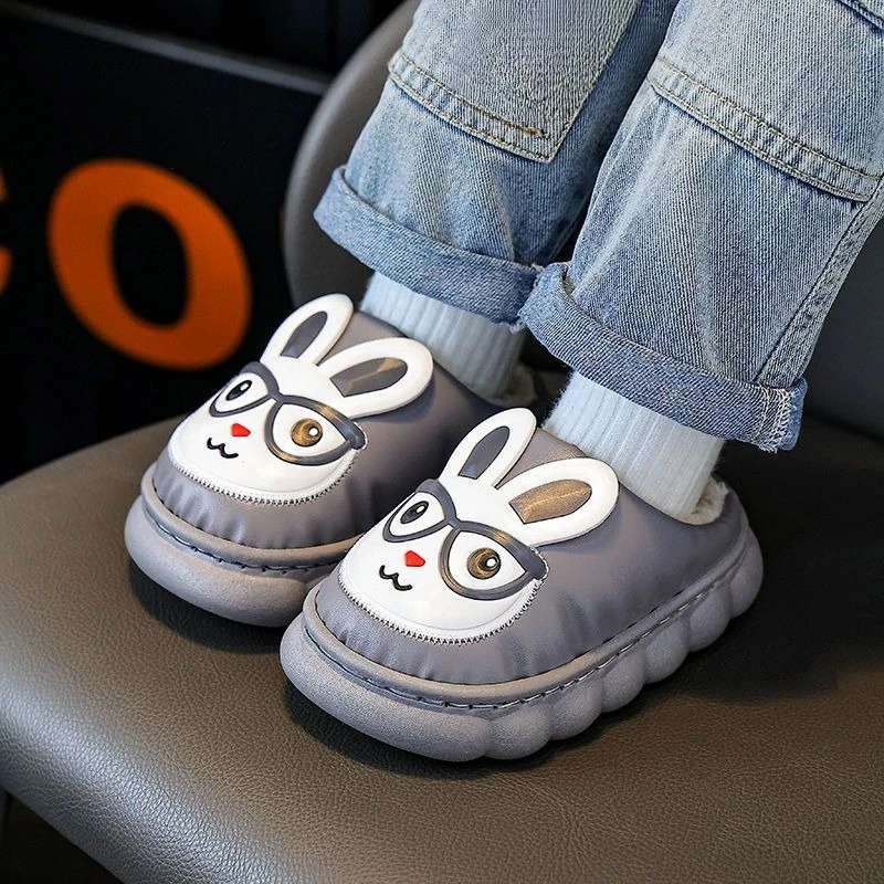 

Зимние детские хлопковые тапочки, кожаные непромокаемые нескользящие домашние тапочки для девочек, милая детская обувь
