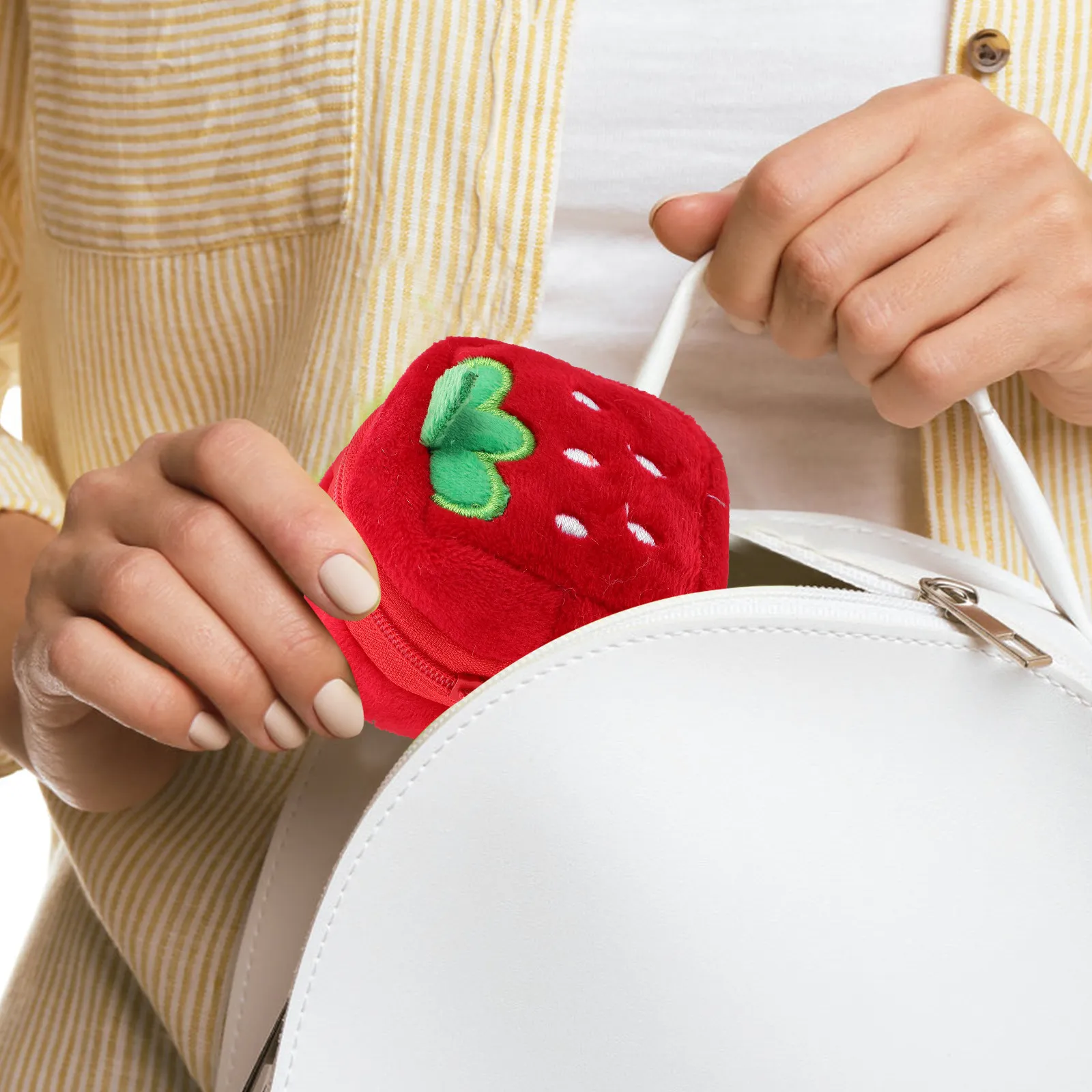 

Strawberry Coin Pouch Small Cute Wallet Keychain Adorable Change Purse for Girls Women Kawaii Mini Charm Accessory Bag