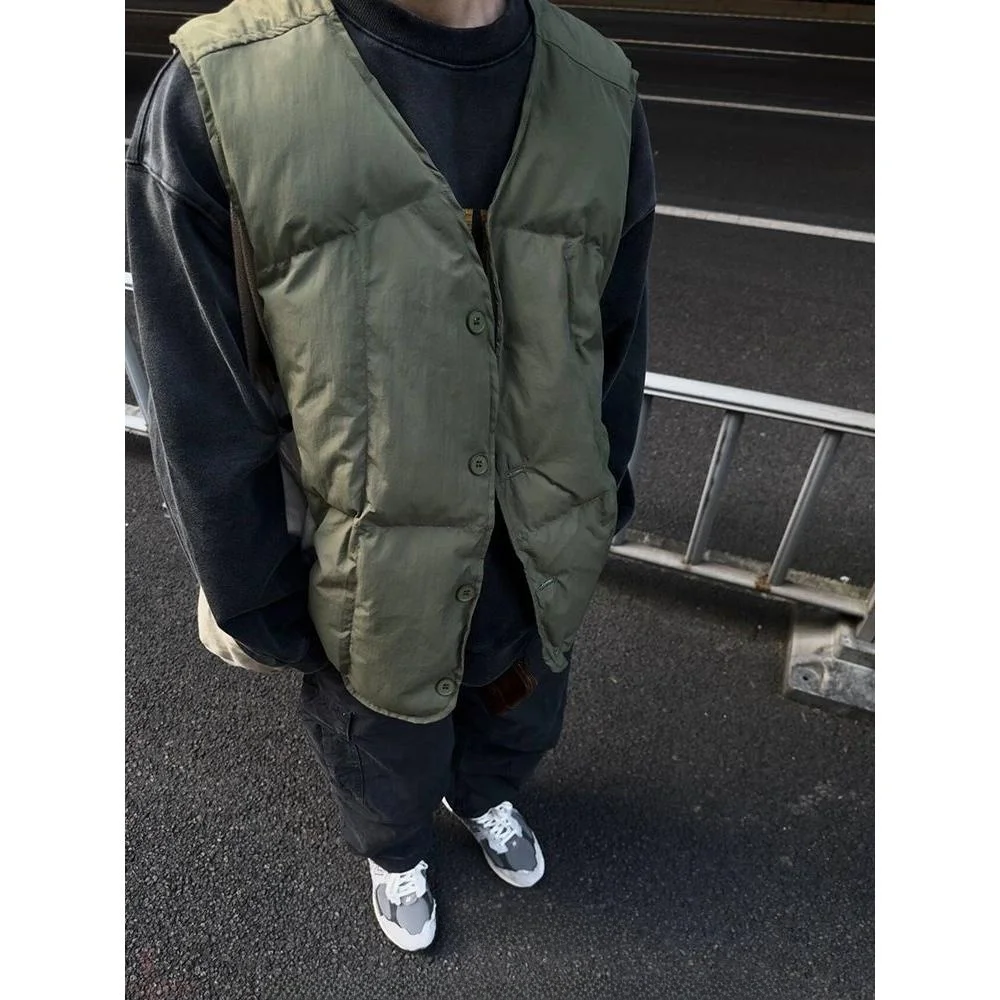 

American Retro Thiened Warmth V-ne Cotton Vest Men's Faion Street Vintage Sle Loose Fit Youthful ular Outerwear