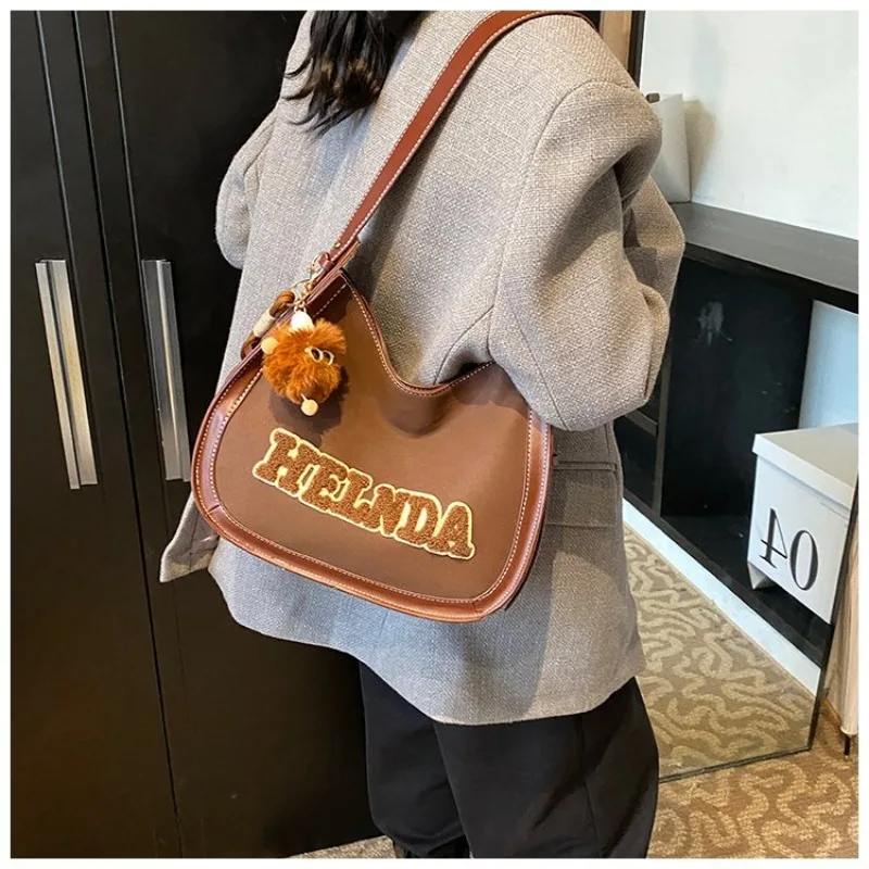 

Elegant City Tour Crossbody Bag For Ladies Map Print Design For Guided Excursions And Sightseeing Trips