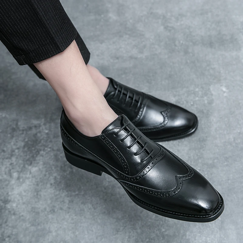 High Quality Business Formal Blok Shoes with Carved Lace Up and Breathable Korean Style British Plus Size Fashion Shoes