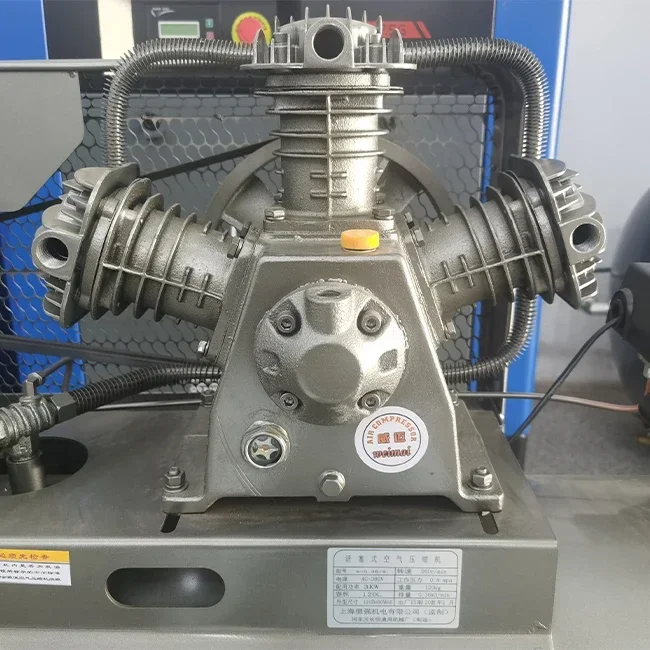 

2026 5.5kw 3-cylinder air compressor 90 litre for painting cars