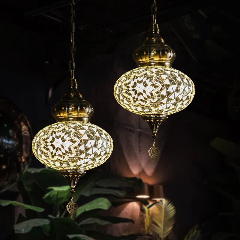 Lampade a sospensione in ferro retrò tailandese LED E27 Lustro dorato Lampade a sospensione del sud-est asiatico Soggiorno Camera da letto Ristorante Cucina Cafe