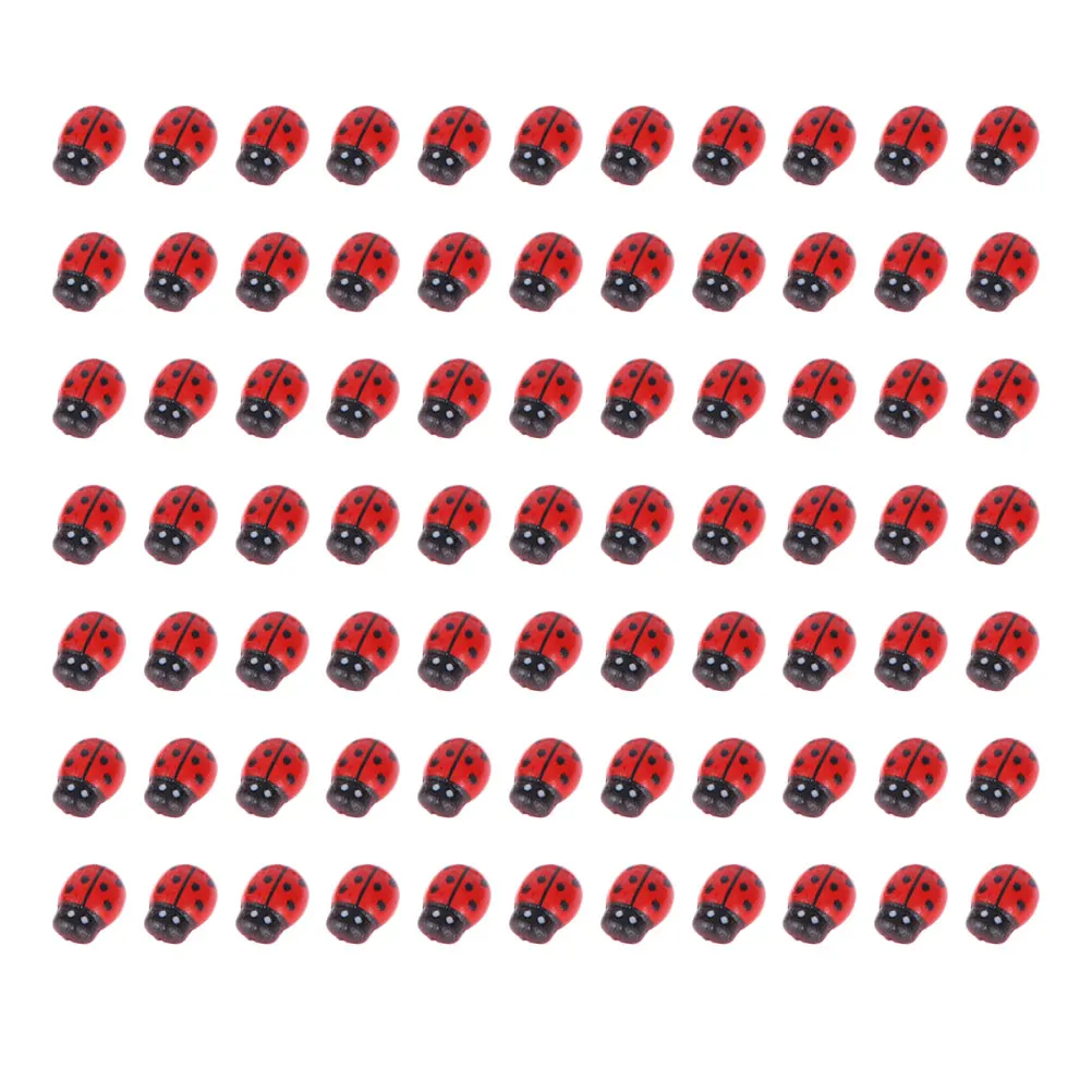 

200pcs Ladybug Garden Decor Mini Figures Red Color Wooden Props Landscape naments Outdoor Backyard Lawn Sculptures