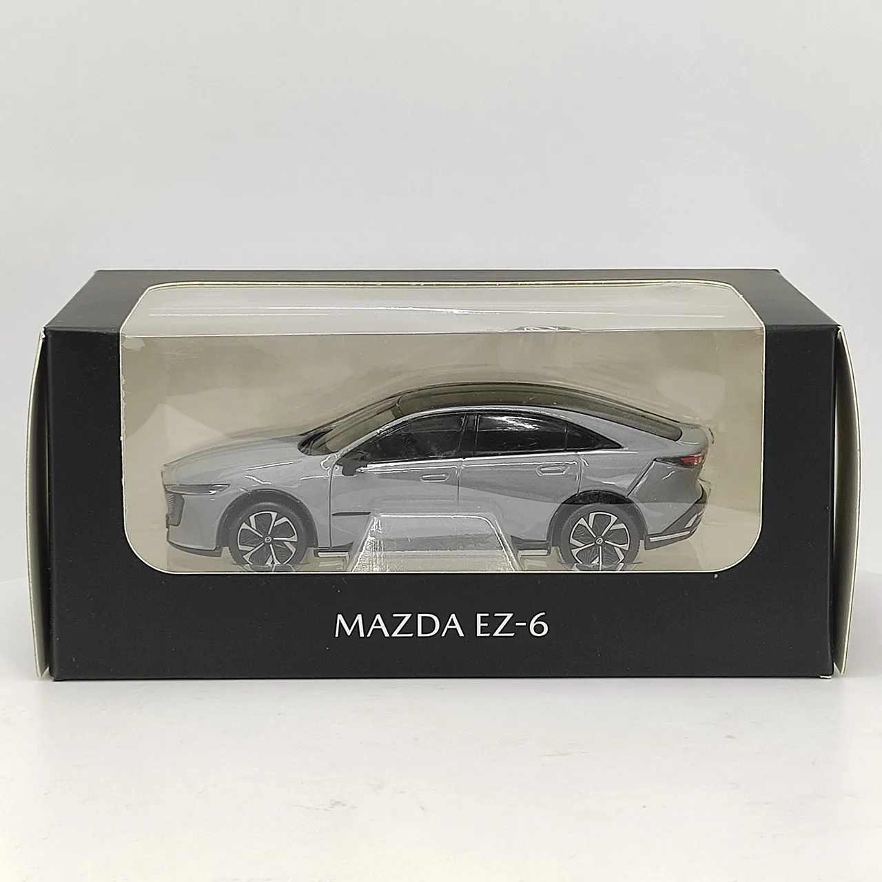 Changan MAZDA 1:43 Scale Mazda EZ-6 Alloy Car Model
