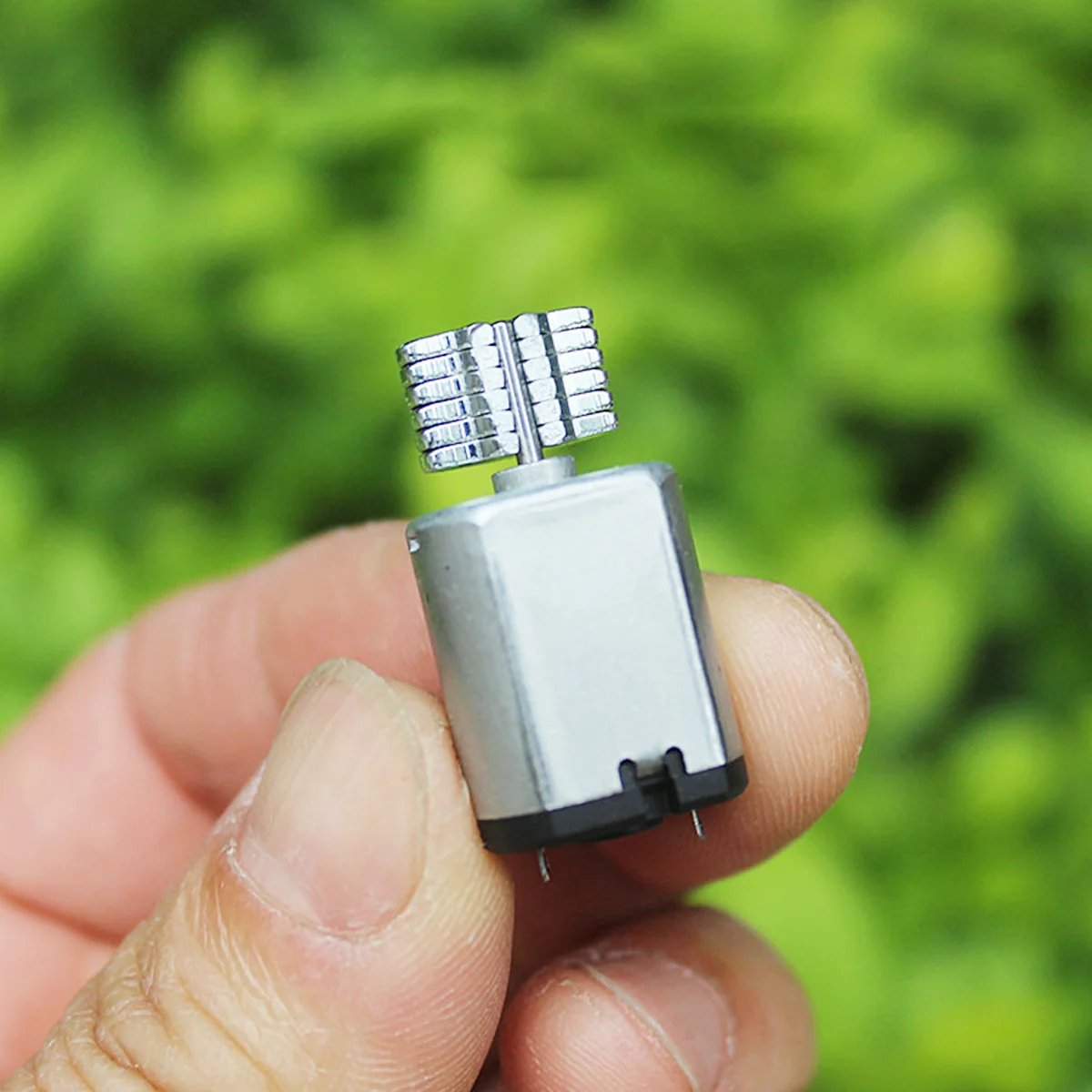 2PCS Mini Vibration DC Motor with Eccentric Wheel DC 3V-3.7V Small 030 Micro Vibrator for Toy Model Electric Massager