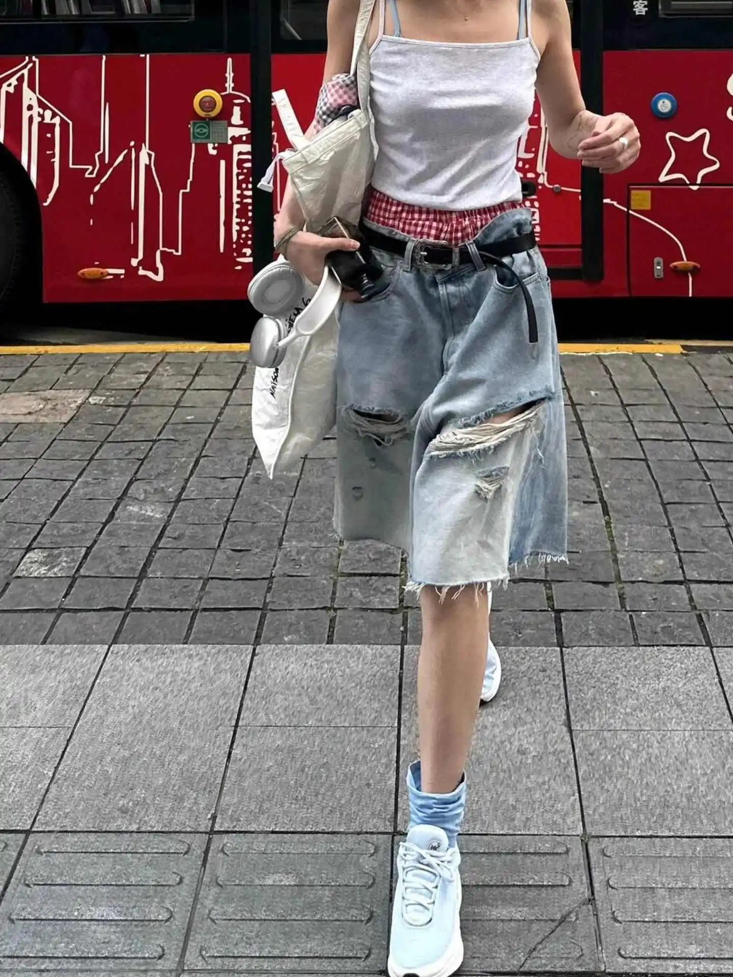 

Blue Women's Straight Shorts Jeans Hot Pants High Waist Europe America Street Summer Vintage Ripped Design Denim Wide Leg Shorts