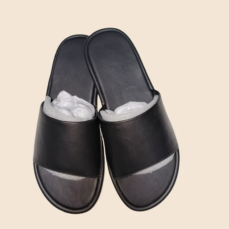 

Women's Flat Slides Comfortable Leather Slippers New Summer Style.