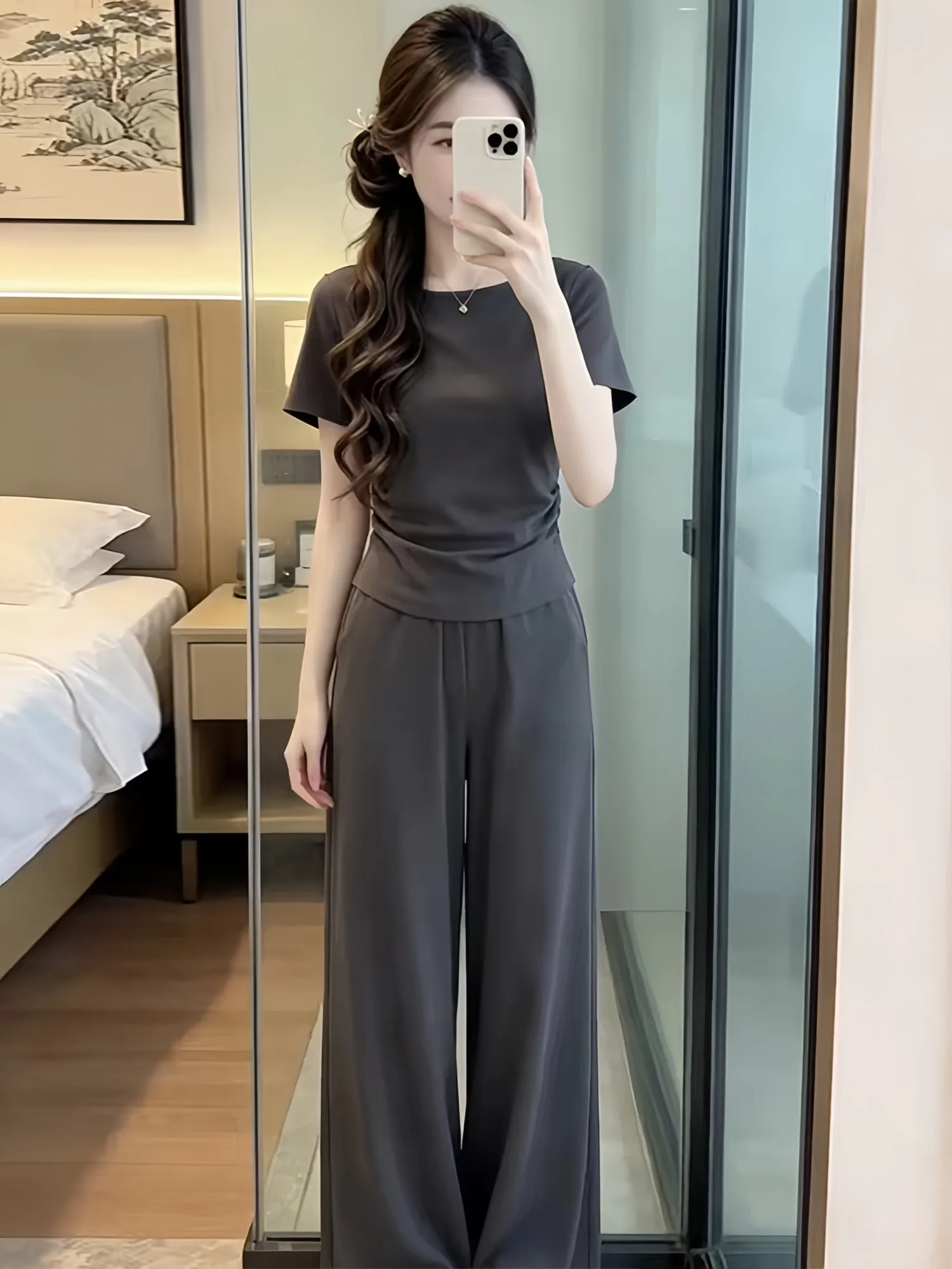 

2026 Summer Anti-Aging Women's Fashion Set Short Sleeve T-Shirt Pleated Wide Leg Pants Two-Piece Set Casual Style Breathable