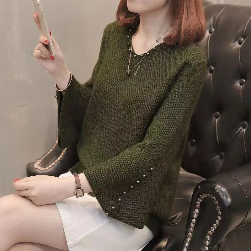 Autumn Winter Warm Pearls V-neck Flared Sleeve High Elastic 2023 Solid Color Knit Women Sweater Jumper Elegant Sweet Pullov Top