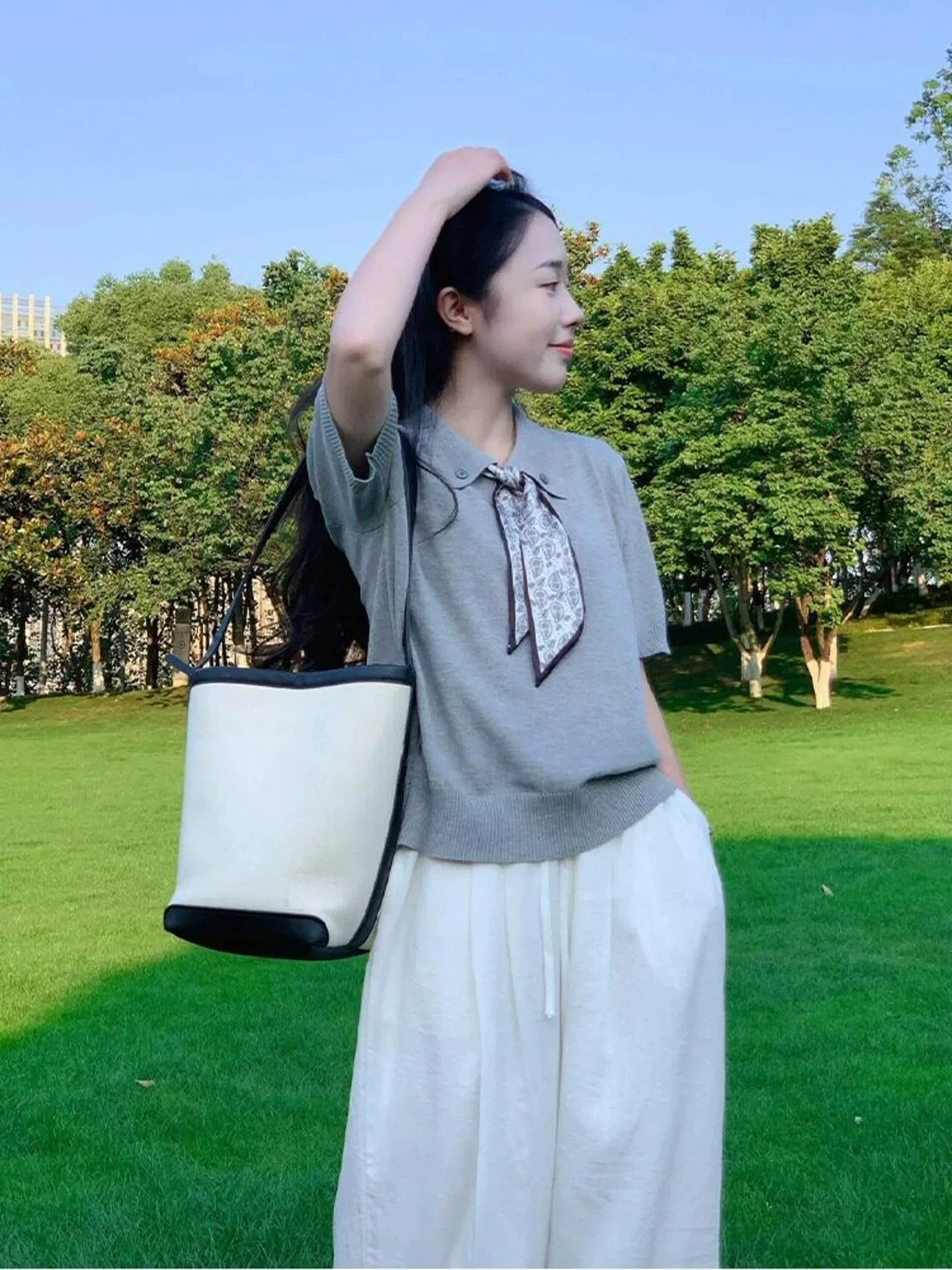 Summer 2026 Grey  Neck Ice Silk Knitted Short Sleeve T-Shirt Women's Slim Fit Design Unique Top Korean Style Commute Fashion
