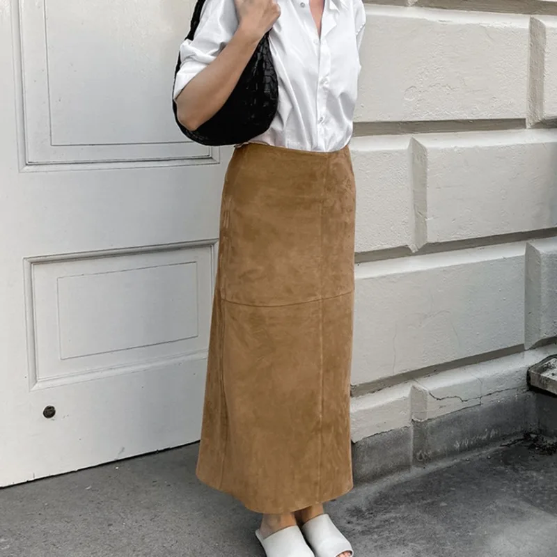 Autumn Retro Fashion Velvet Long Skirt Khaki Slim Straight Winter Women Skirt Zipper Solid Color Elegant Streetwear Skirt