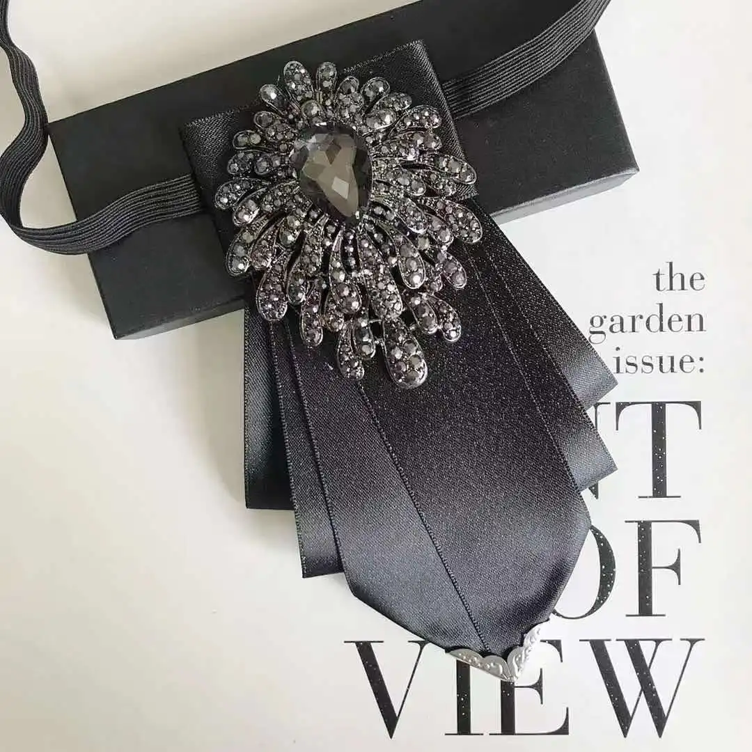 

New Korean version men's formal wear diamond bow tie groom best man wedding uniform wedding collar officiating shirt accessories