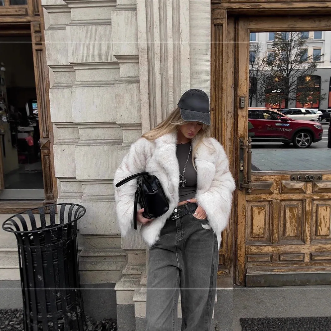 

Gradient Winter Women Eco Fur Jacket Lapel Collar Spliced Fluffy Artificial Fur Coat For Lady High Street Femalel Fake Fur Coat