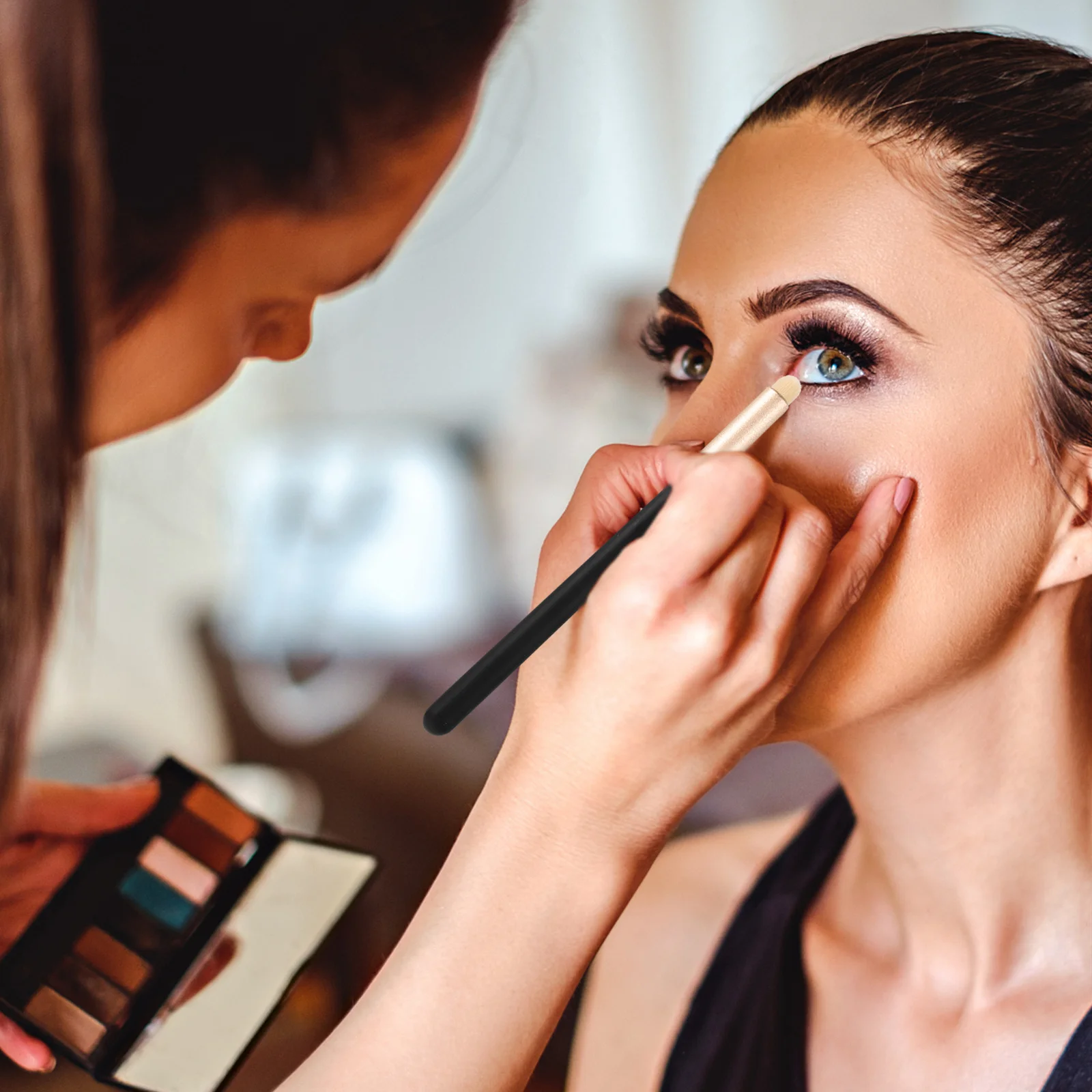 

3pcs Lip Brush For Women Portable Makeup Tools Small Size Lipstick Applicator Wand For Lip Gloss Balm Concealer Eyeshadow