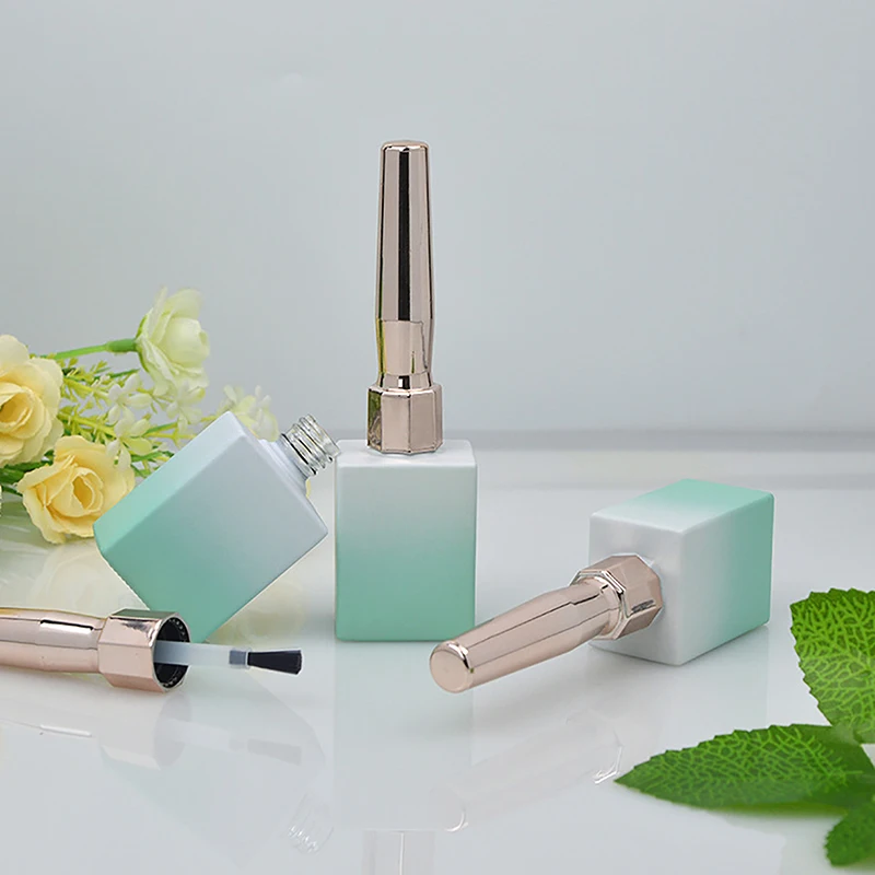 15ml Green And White Gradient Nail Polish Glue Empty Bottle Gradient Color Nail Polish Bottle Nail Polish Glue Bottle With Brush
