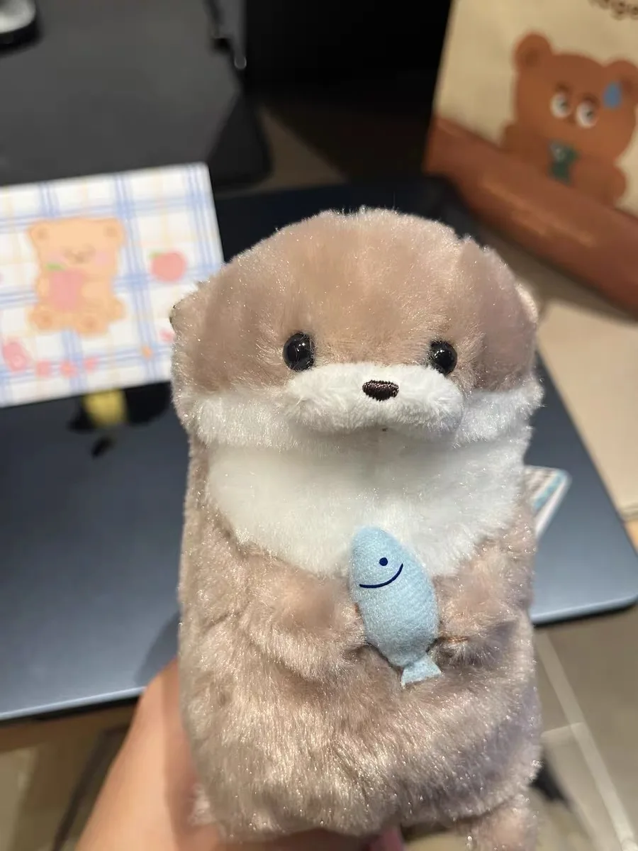 Cute Little Otter Hug Fish Plush Doll Pendant Doll Cute Girl Heart Key Chain Pendant Creative Gift