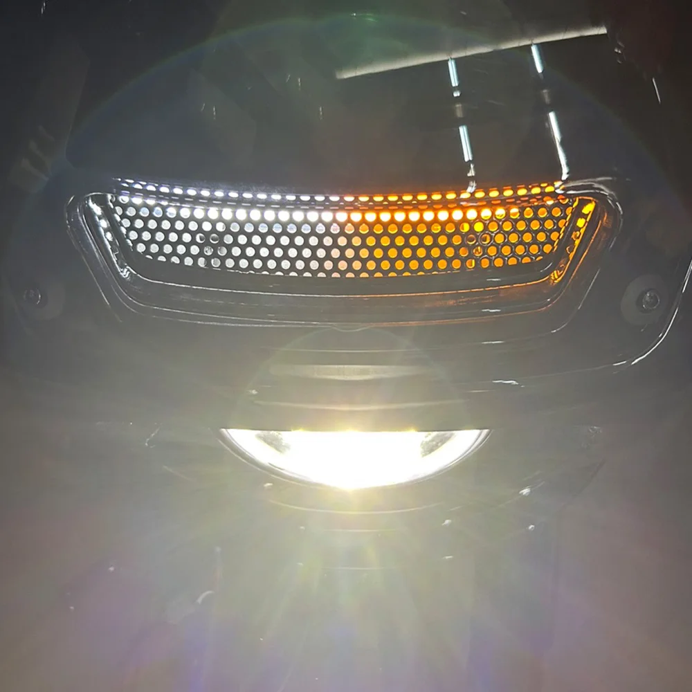 دراجة نارية التتبع الزجاج الأمامي تنفيس ضوء الكسوة مع DRL الأبيض وتدفق العنبر إشارة ل هارلي سوفتيل منخفضة رايدر ST FXLRST 2022-2025 #2