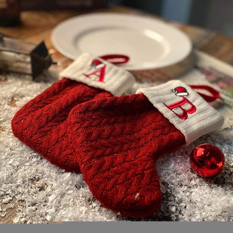 Grün/Rote Weihnachtsstrümpfe, gestrickte Weihnachtssocken 2026, Weihnachtsfeier-Dekoration, A-Z Buchstaben-Stricksocken, Navidad Neujahr 2027 – Detail 7
