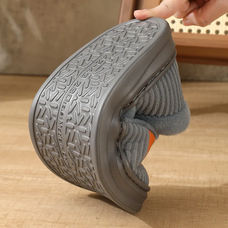 Herren-Winterhausschuhe in Übergröße, Warme Baumwoll-Pantoffeln mit Plüschfleece-Futter, Dicke Sohle, Rutschfeste Indoor-Schuhe – Detail 15