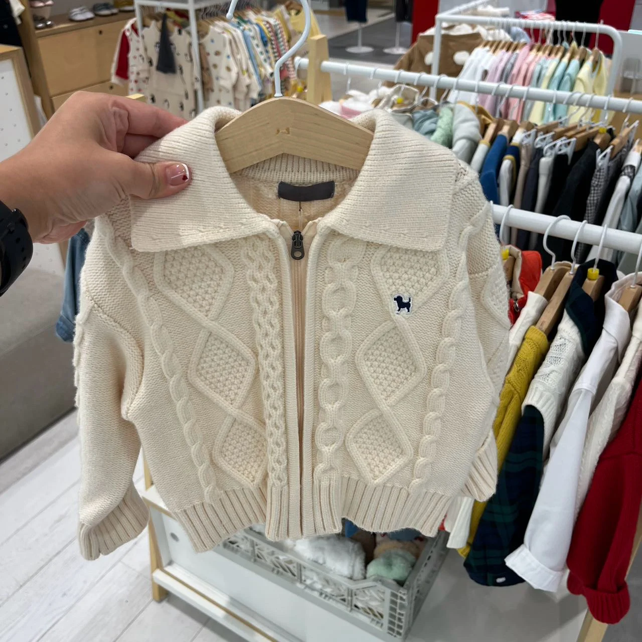 sueter-de-punto-moderno-con-cuello-de-cremallera-y-diseno-trenzado-para-ninos-otono-invierno-nueva-llegada-ropa-unisex-de-algodon-suave-ropa-para-bebes