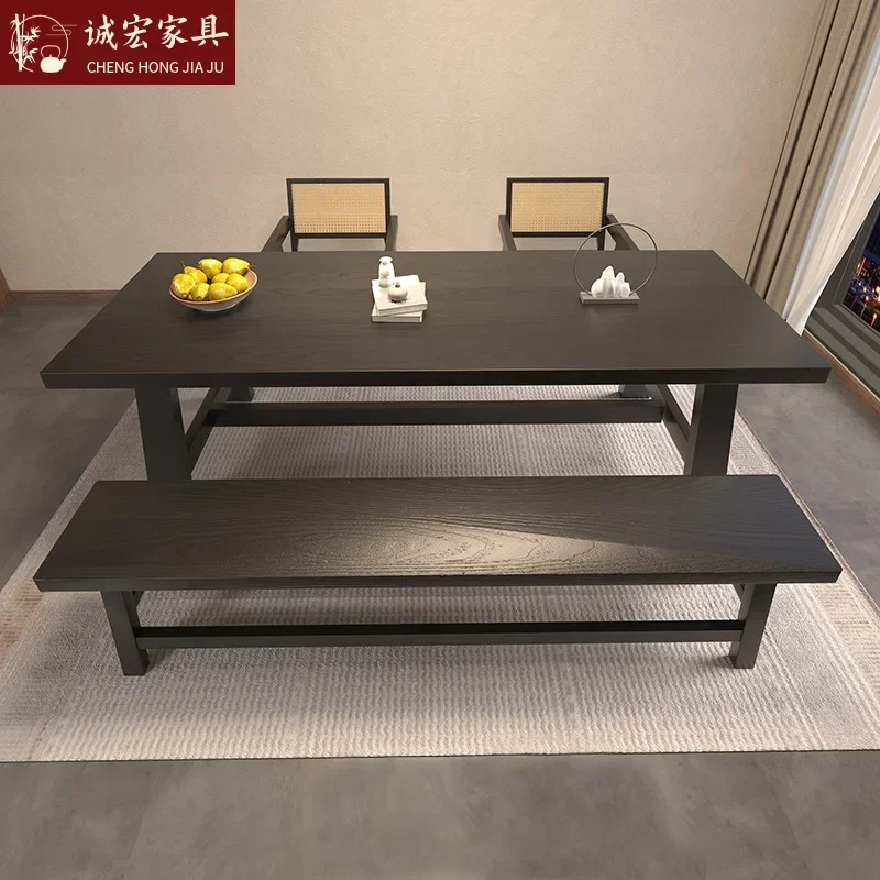 Massief houten eettafel