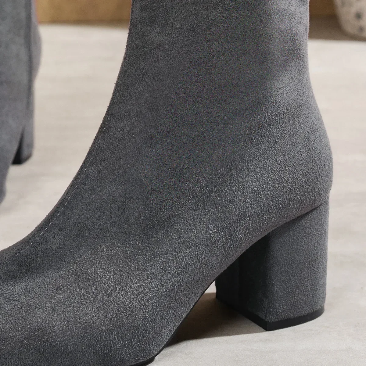 Damen-Stiefeletten für den Winter mit seitlichem Reißverschluss, dehnbarem mittlerem Absatz, großer Größe, kurzer Stiefelette, modische spitze Schuhe, Botas De Mujer – Detail 38